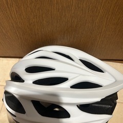 自転車ヘルメットの画像