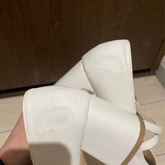 ヒール　エブリン　地雷　白パンプス　evelynの画像