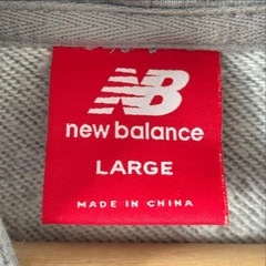 【美品】NB ニューバランス パーカー Lサイズ グレーの画像