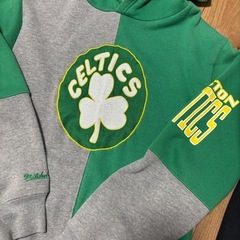 パーカー　バスケの画像