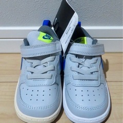 新品未使用13cm NIKE ナイキ スニーカー 運動靴 タグつきの画像