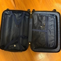 【要確認】スーツケース　黒　Mサイズ の画像