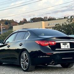 スカイライン★極美品★HV37現行型【最上級モデル350GTハイブリッドタイプSP】車検R9年5月迄・黒本革シート・19アルミ・車間制御クルコン・純正Mナビ…の画像