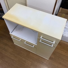 ニトリ食器棚の画像