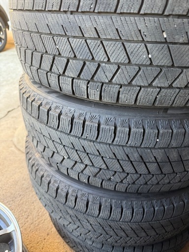 185/60R16 VRX3 2022年スタッドレス　ブリヂストン