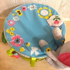 ピープル いつかは立っちで遊びたイッス おしゃべりコアラ つかまり立ち ハイの画像