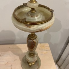 アンティーク灰皿　ディスプレイ重厚の画像