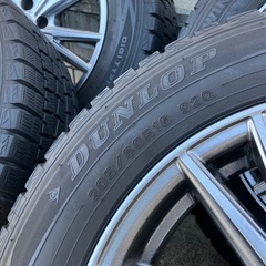 DUNLOP スタッドレスタイヤ　205/60R16. 92Q ホイール&ナット付の画像