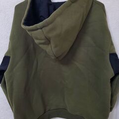 パーカーの画像