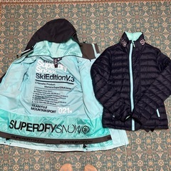 Superdry 極度乾燥（しなさい）ジップアップ フーデッドジャケット、〈未使用 タグ付き〉HIGHLAND2000 ウールニット帽、〈未使用〉WORKMAN３Ｍ™Thinsulate ネックウォーマー、ヘアバンドの画像