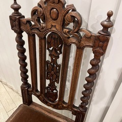 アンティークツイストチェアの画像