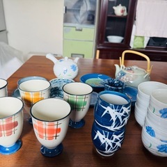 【多くて豊富な】青色の食器の画像