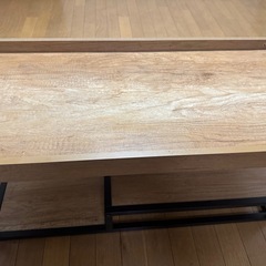 センターテーブルの画像