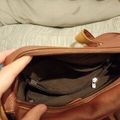 ノーブランド品本革鞄の画像