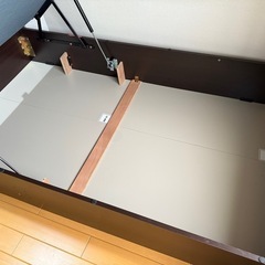 引取のみ ニトリ 跳ね上げ式 収納付ベッド セミダブルの画像
