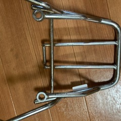 シグナス　1型　se12j リアキャリアの画像