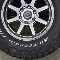 使用1年未満 美品 グッドリッチAll-Terrain T/A  17インチの画像