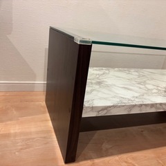 大理石テーブル、テレビ台の画像