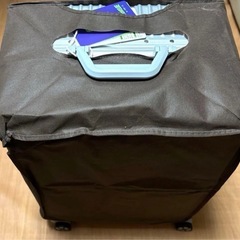 アルミ合金製スーツケース シルバー 60L 静音 軽量 TSAロック搭載　軽量 シルバー Mサイズ 24インチ4~6泊の画像