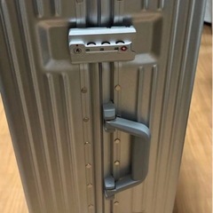 アルミ合金製スーツケース シルバー 60L 静音 軽量 TSAロック搭載　軽量 シルバー Mサイズ 24インチ4~6泊の画像