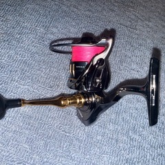 スピニング
リールの画像