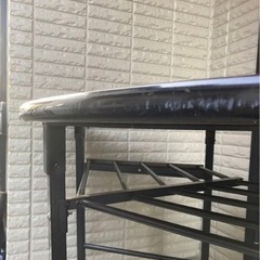 ダイニングテーブルの画像