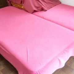 シングルベッド 足付きマットレスの画像