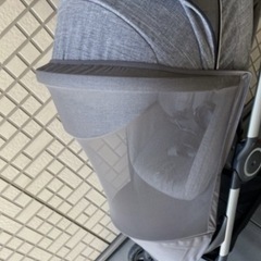 ストッケ　ベビーカーの画像