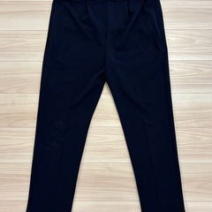 Milk tea＜マタニティパンツ・産後ボトムス＞クロエ・センタープレスパンツの画像