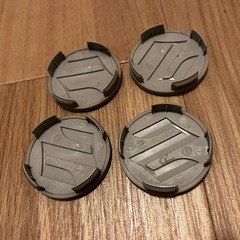 スズキ　ホイールセンターキャップ　ワゴンR パレットスイフトなど　の画像