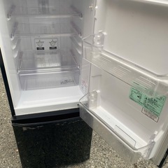 NO B661🌈福岡市内配送設置無料✨🌈三菱 2ドア冷蔵庫（146L） MR-P15Z-B サファイアブラックの画像