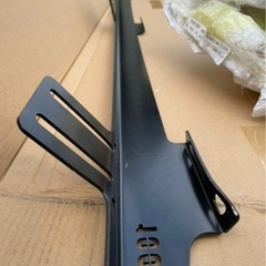 ランドクルーザー100用 一体型ルーフキャリア脚(要補修)の画像