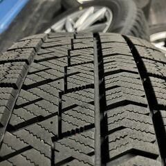 【スタッドレス美品】195/65R15 ブリヂストンタイヤ ブリザックVRX2 社外アルミホイール、及びナット付き HumanLine HS-08 15インチ 4本セット 5穴 6J+45 P.C.D.100 50系までのプリウス 等にの画像