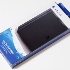 新品未開封 ソニー プレイステーション4 ジェット•ブラック HDD500GB CUH-2000Aと新品未開封 ソニー プレイステーション4 縦置きスタンド バーチカルスタンド CUH-ZST2Jの画像