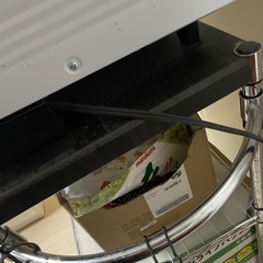 タオル掛け？付スチールラックの画像