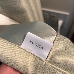 カーテンの画像