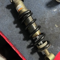 tw200tw225純正リアサスの画像