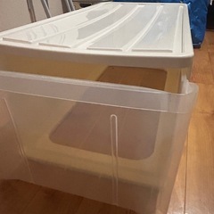 衣装ケースの画像