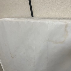 ニトリのセミダブルマットレス　スプリングは良、シミや毛玉有りです。の画像