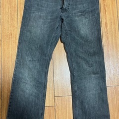 【GUCCI】メンズのジーンズの画像