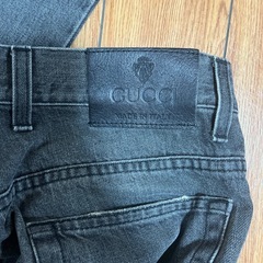 【GUCCI】メンズのジーンズの画像