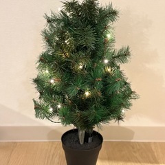 IKEAミニクリスマスツリーの画像