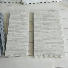 ジョイントマット　大判59cm　12枚　抗菌防臭　白　木目調　フチありの画像