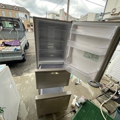 NO B670🌈福岡市内配送設置無料✨🌈日立 HITACHI 冷蔵庫 (265L・右開き) 3ドア ライトブラウン R-27GV Tの画像