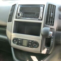 ❑全国自社ローン対応❑　　　●平成17年11月登録日産セレナ20Sの画像