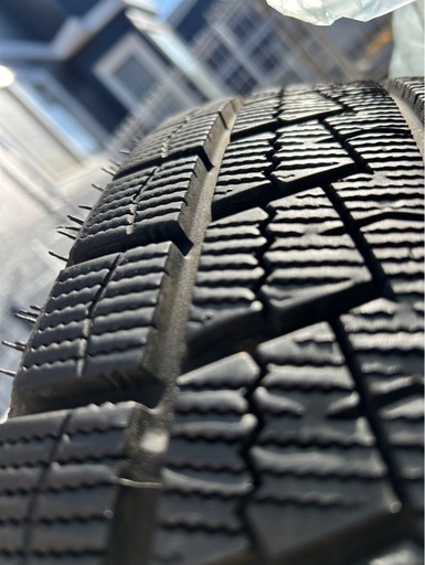 スタッドレスタイヤホイールセット195/65R-16