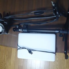 ネットオークション等　撮影用蛍光灯2台 & 電球スタンド2台　2セットまとめての画像