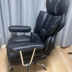 ゲーミングチェアの画像