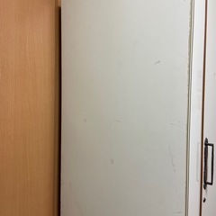 衣装収納棚の画像