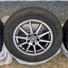 215/65r16　スタッドレスアルミホイールセット　ナット20ケお付け致します。　　　の画像